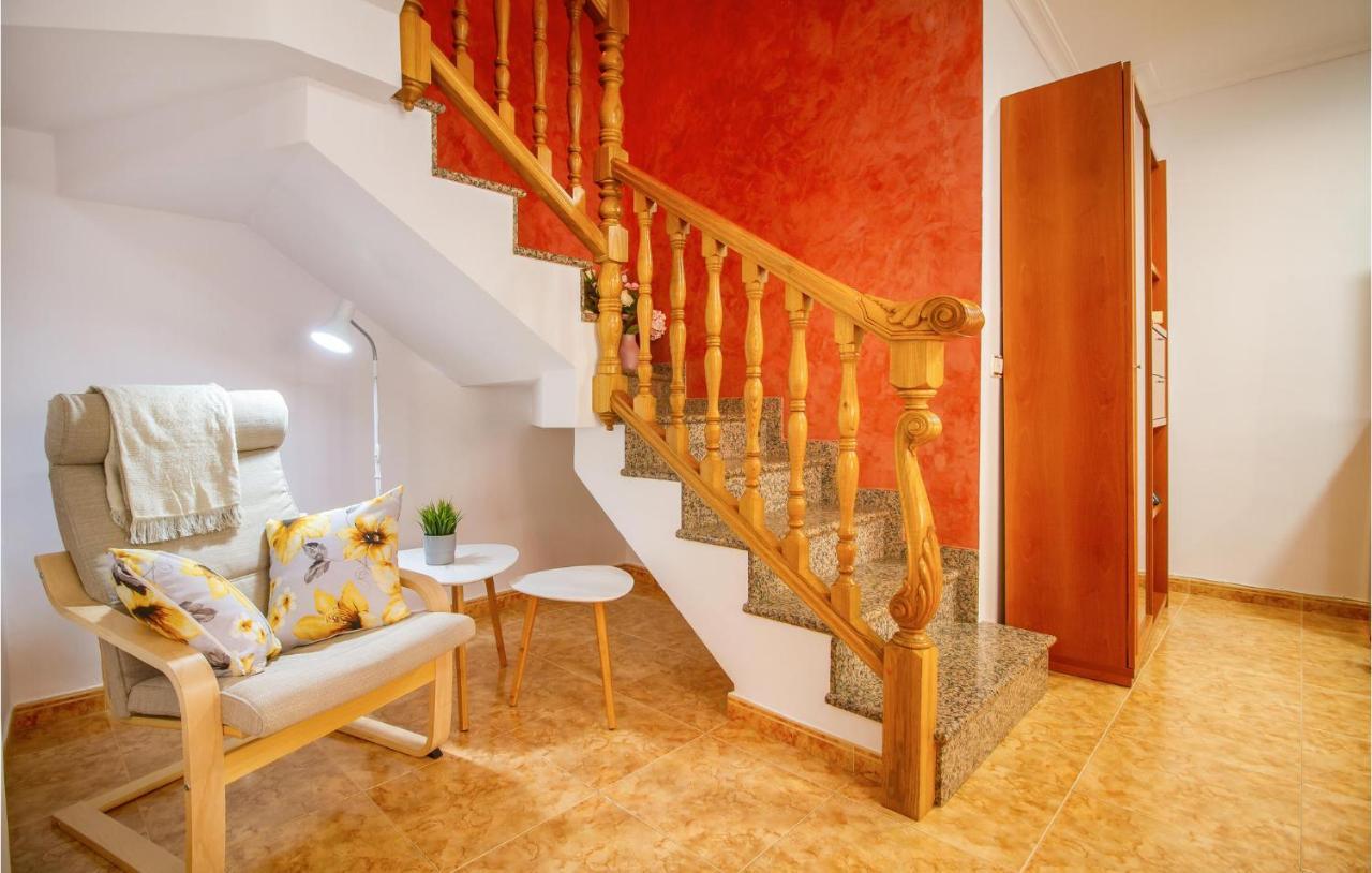 Cozy Apartment In Aguilas With Kitchen Екстер'єр фото